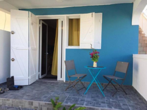 Appartement d'une chambre avec terrasse et wifi a Sainte Anne a 1 km de la plage